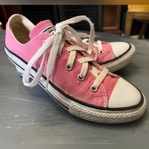 Converse Kids All Star Low Tops in Pink